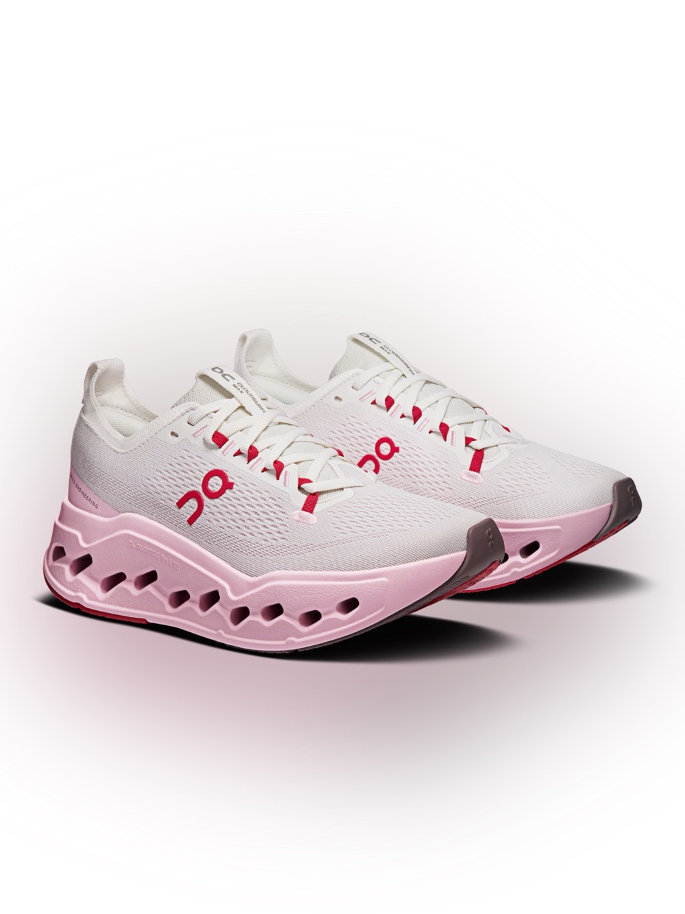 On Running Women's Cloudsurfer Max